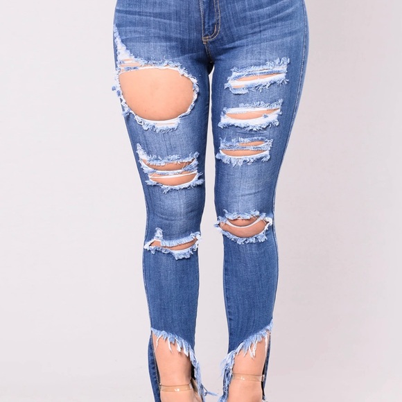 Fashion Nova Stretchy Distressed Fashion Jeans / Jegging - Picture 1 of 6